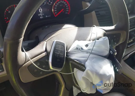 2016 GMC Yukon Denali z USA, uszkodzony, nr VIN 1GKS1CKJ8GR345395